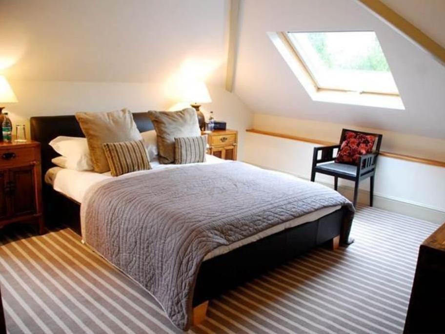 Dorian House Boutique B&B - Free Parking! Bath Exterior photo A bedroom at the hotel